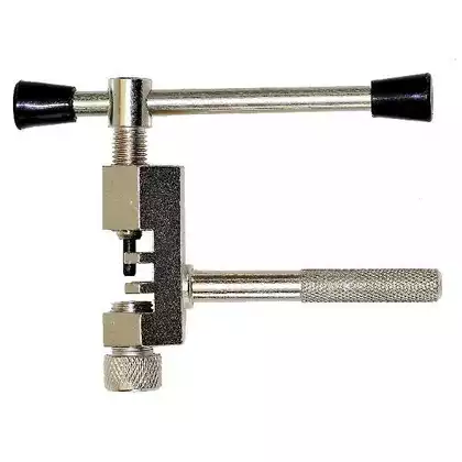 Chain remover / key for a bicycle chain HG/UG
